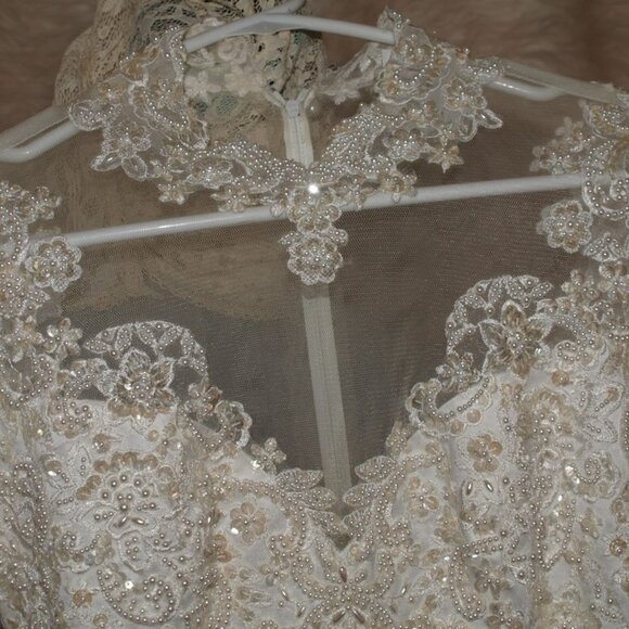 VINTAGE Long Pink GOWN VERY Long Train Size 10W BY VENUS VERY EMBELLISHED - Picture 4 of 8